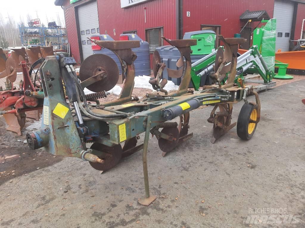 Överum CV 398H Wendepflüge
