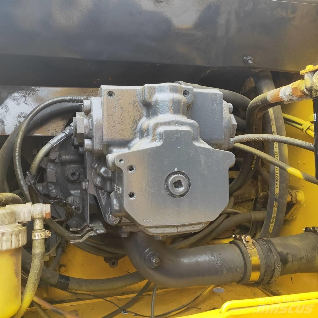 Komatsu PC200-7 Raupenbagger