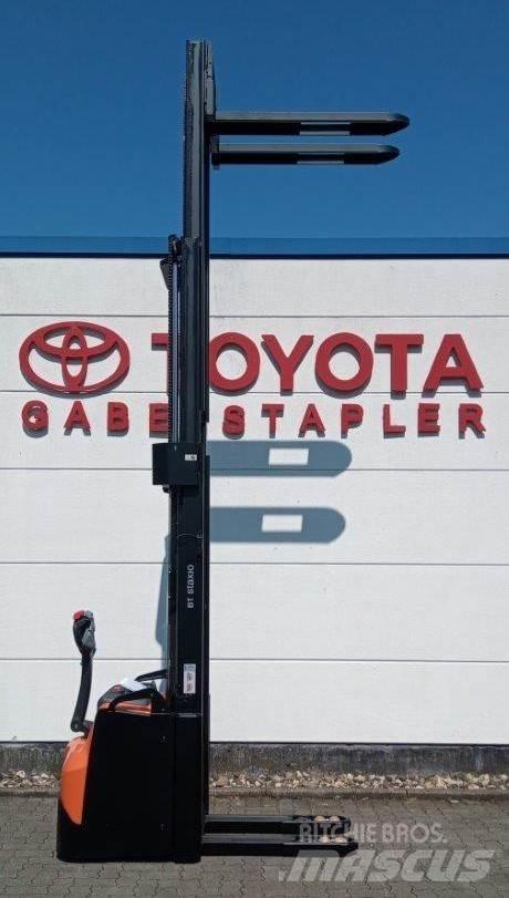 Toyota SWE160L Deichselstapler