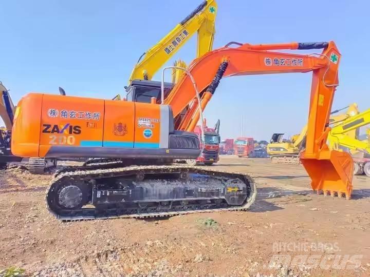 Hitachi ZX200 Raupenbagger