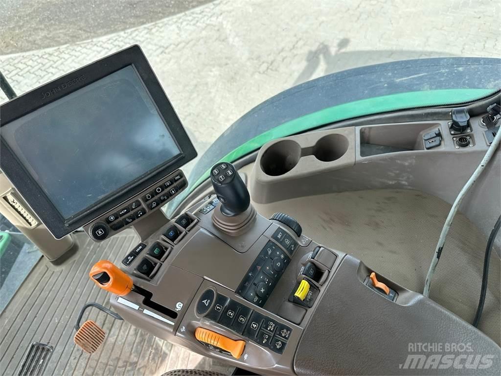 John Deere 7230R Traktoren