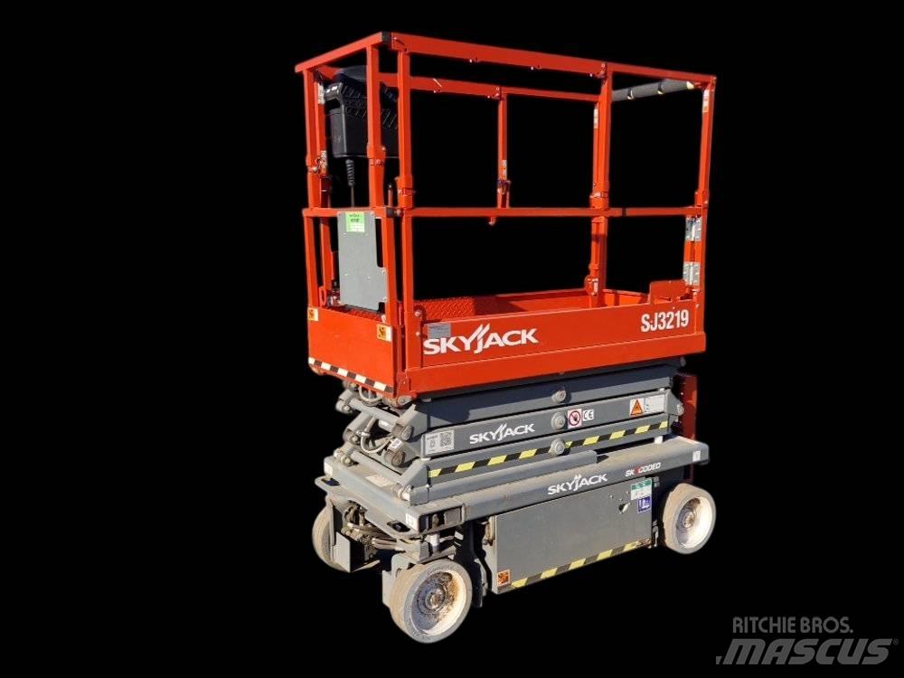 SkyJack SJ 3219 Scheren-Arbeitsbühnen
