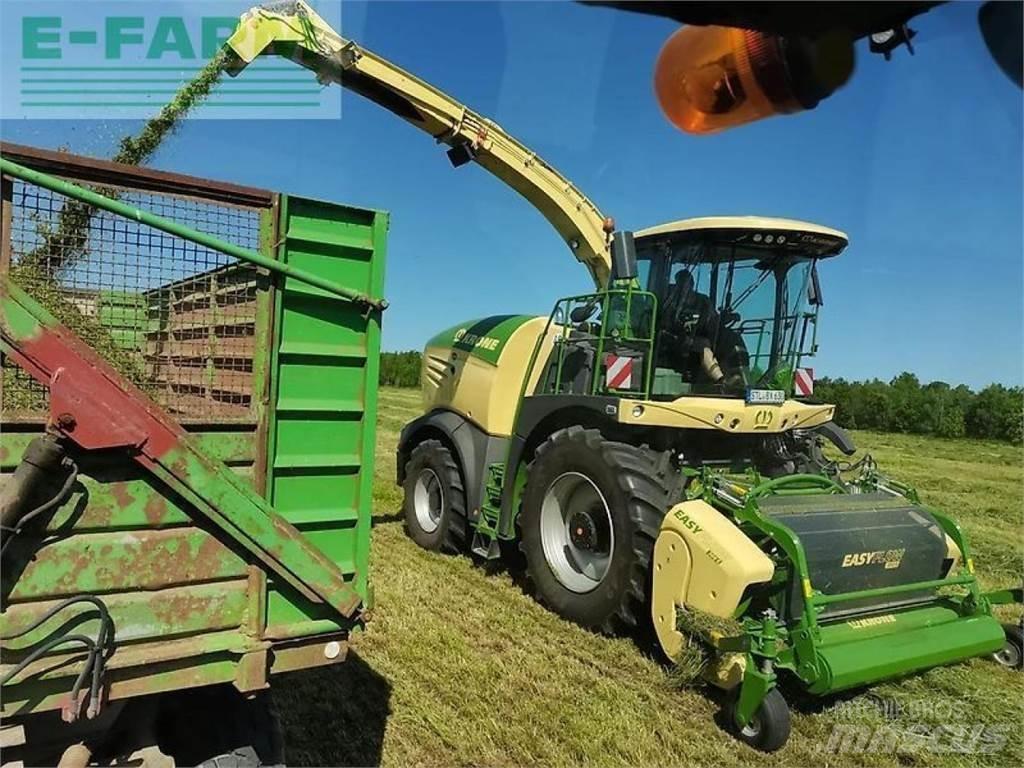 Krone big x 630 Selbstfahrende Häcksler
