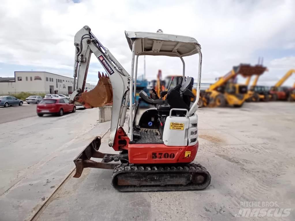Takeuchi TB 215 R Minibagger < 7t