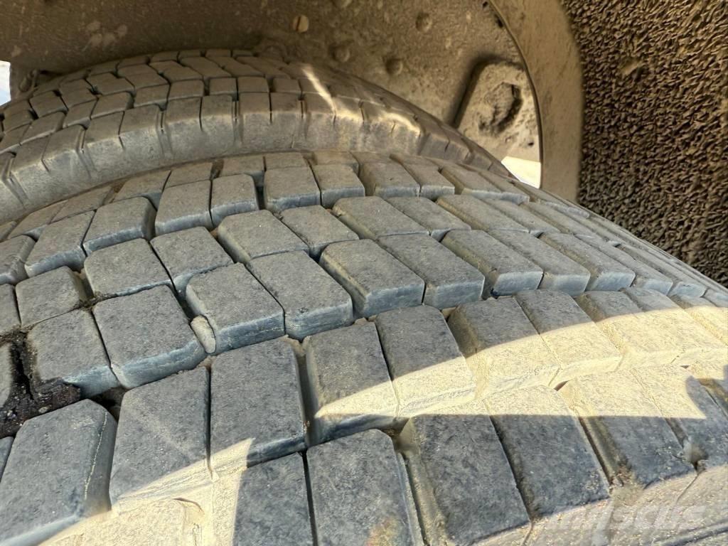 Iveco Baakwagen Pritschenwagen/Pritschenwagen mit Seitenklappe