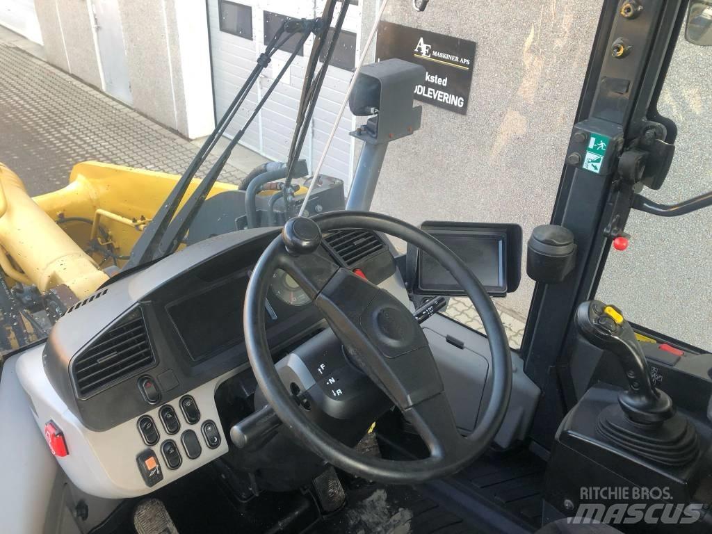 Komatsu WA 320-8 Radlader
