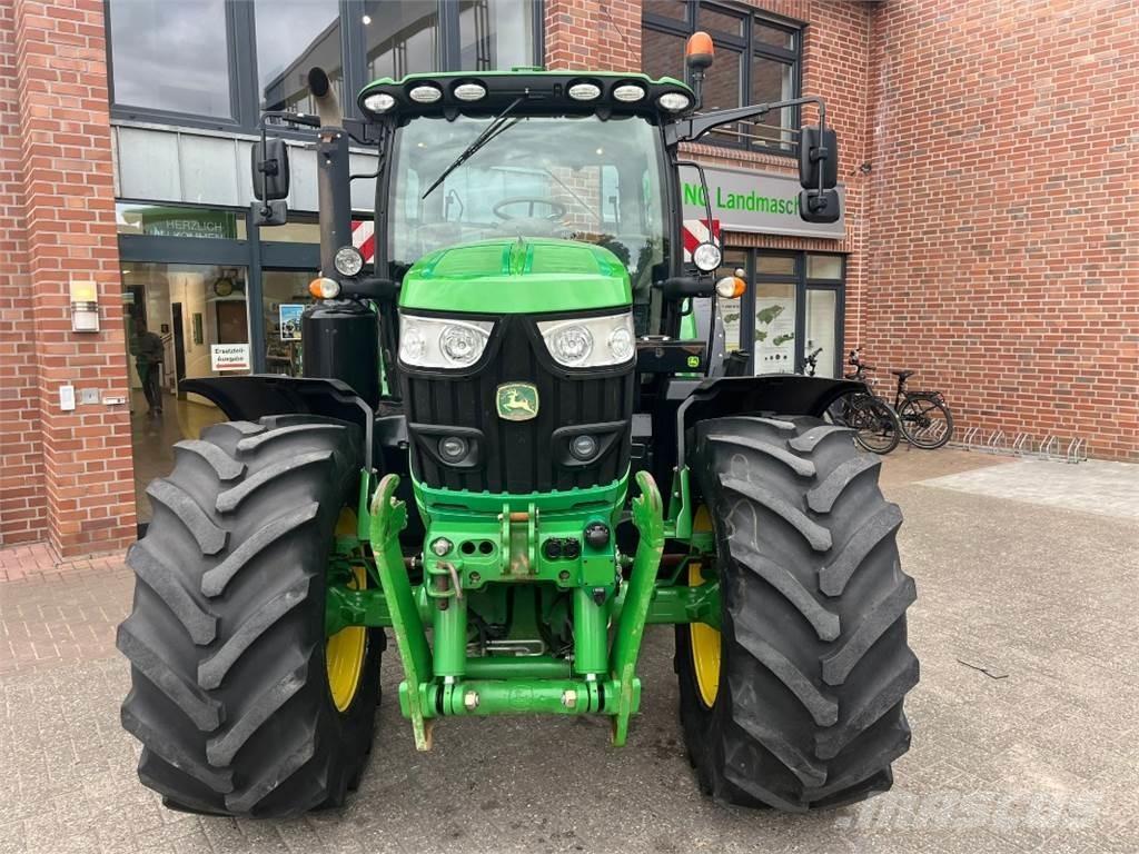 John Deere 6155R Traktoren