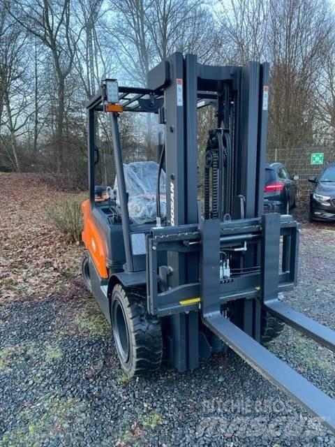 Doosan D30NXS Dieselstapler