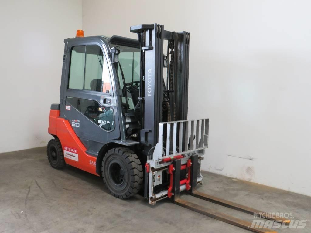 Toyota 8 FDF 20 Dieselstapler