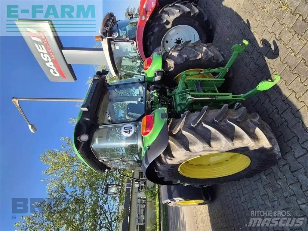 John Deere 5070 m Traktoren