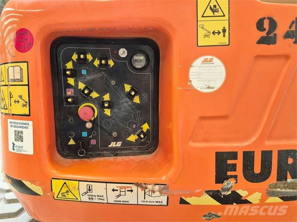 JLG E600JP Gelenkteleskoparbeitsbühnen