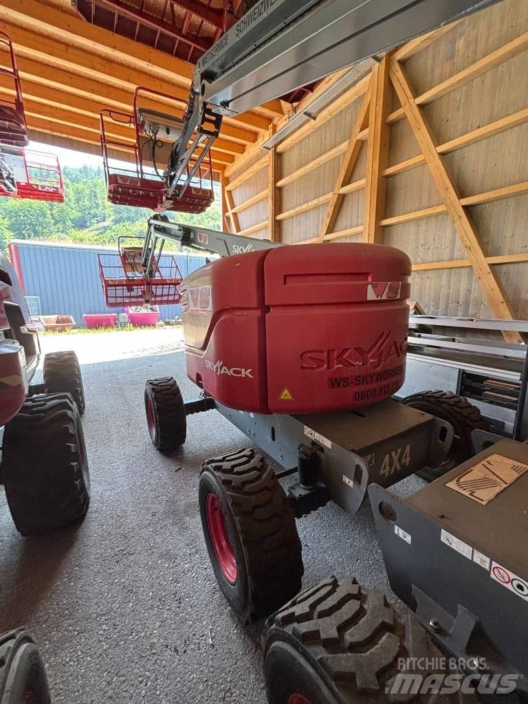 SkyJack SJ 51 AJ Gelenkteleskoparbeitsbühnen