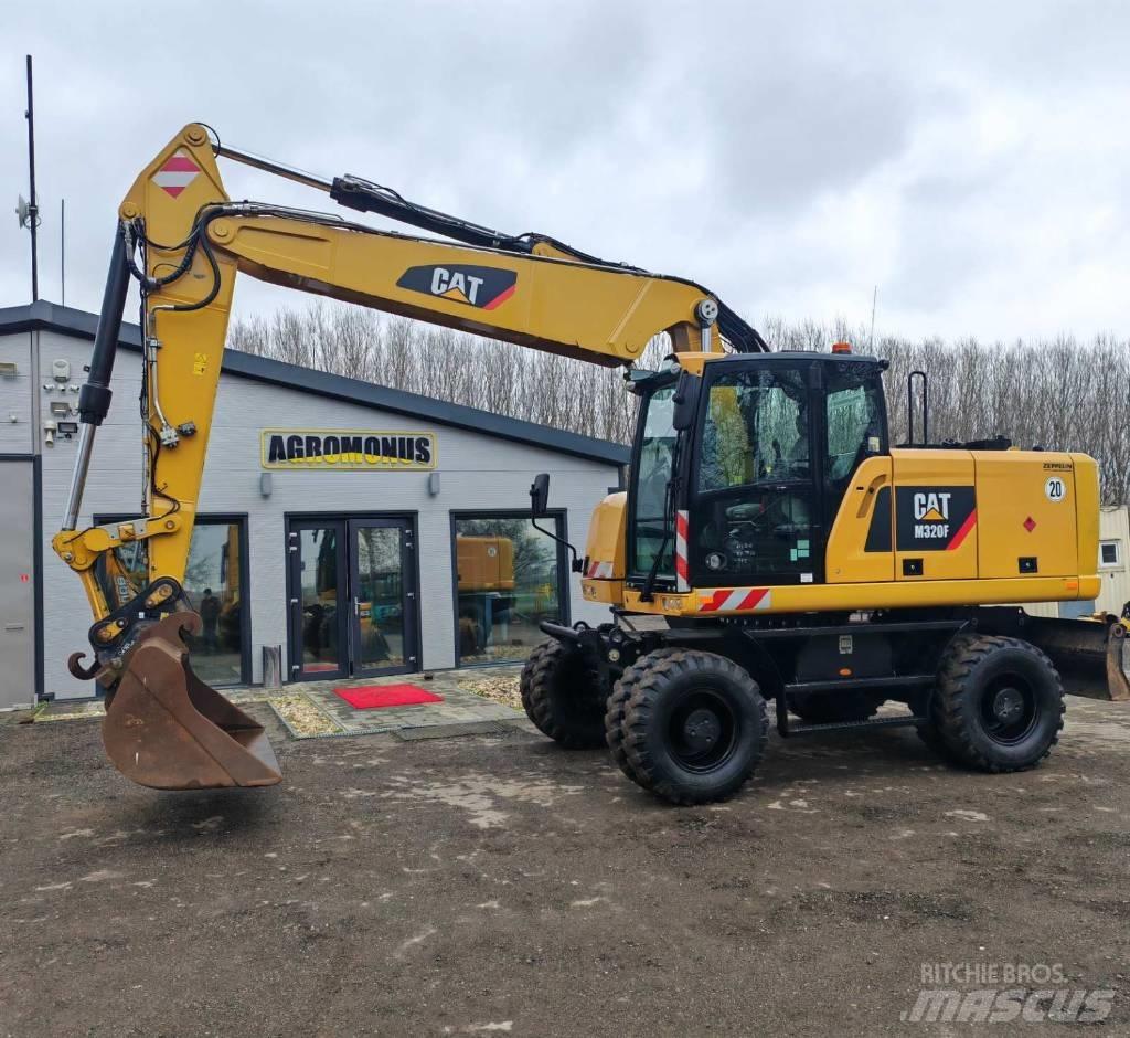 CAT M320 F Mobilbagger
