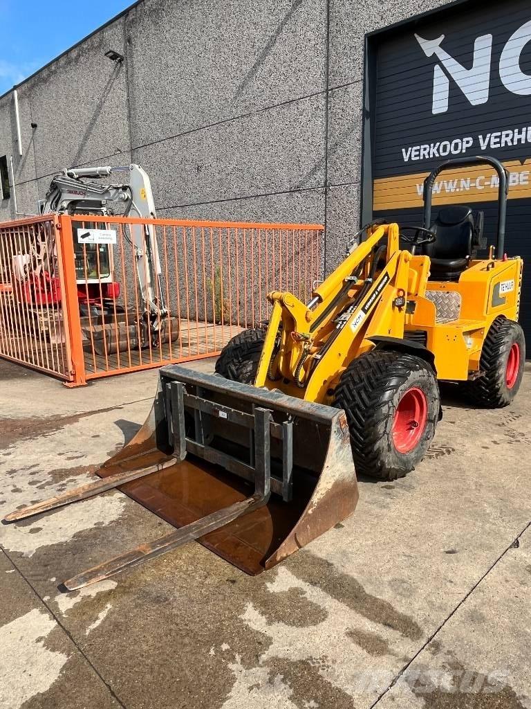 Knikmops KM 250 Radlader