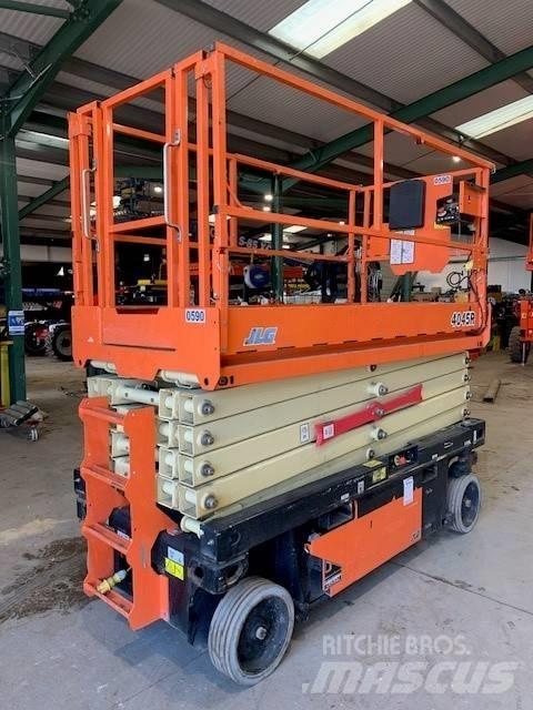 JLG 4045R Scheren-Arbeitsbühnen