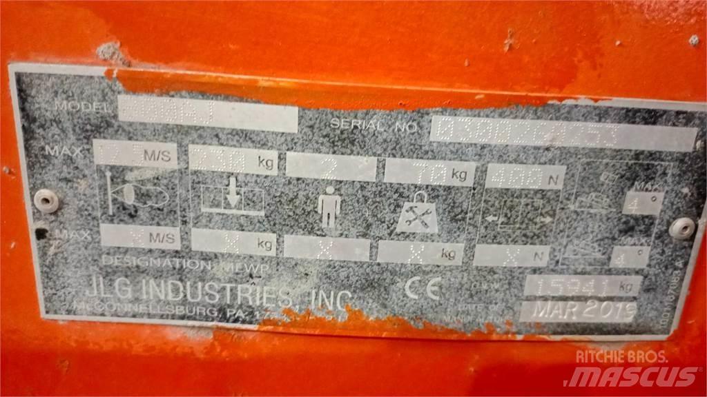 JLG 800AJ Gelenkteleskoparbeitsbühnen