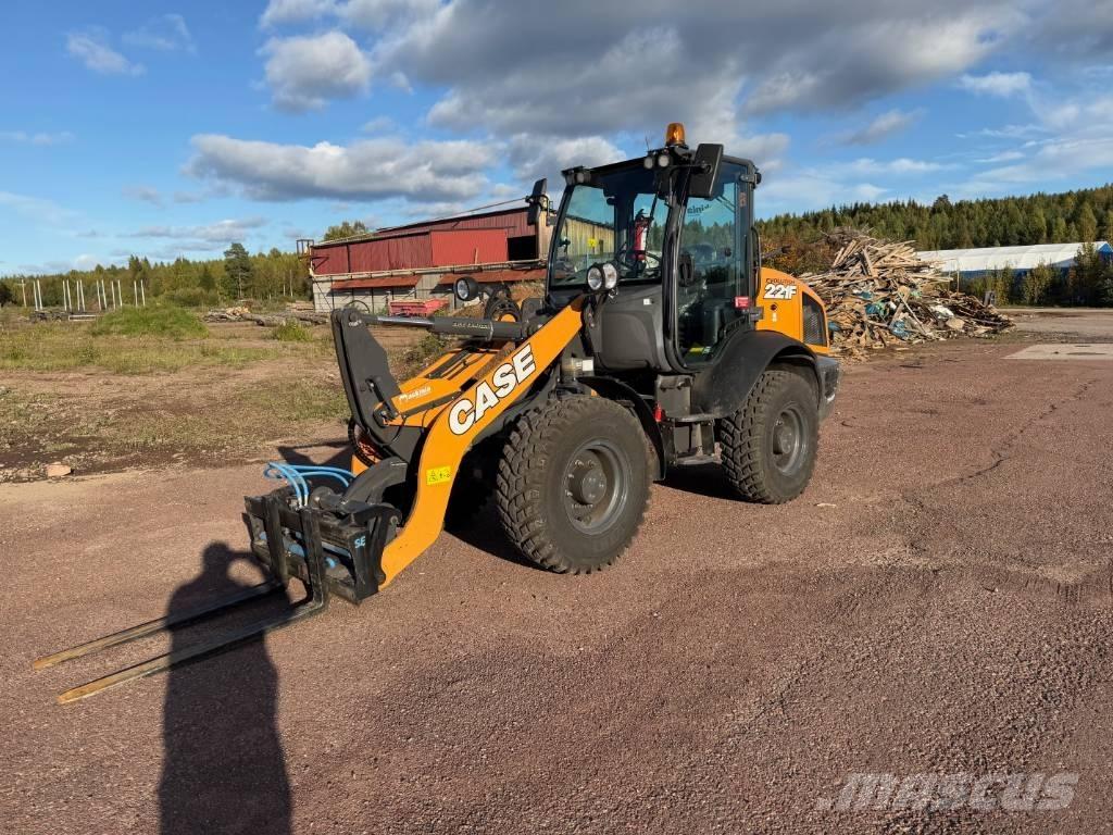 CASE 221 F Evolution Kompaktlader