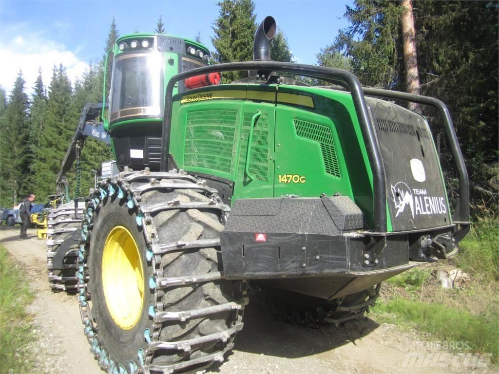John Deere 1470G Harvester