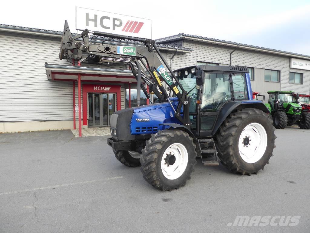 Valtra 6550 Hitech Traktoren