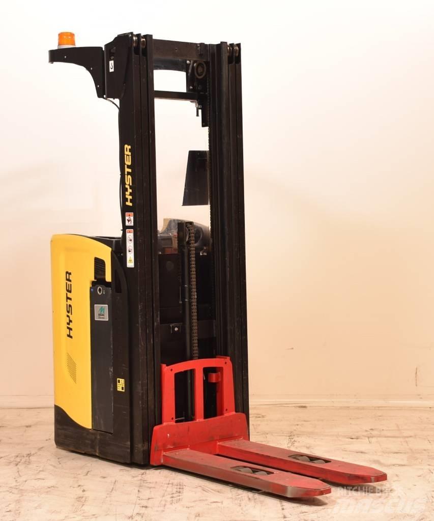 Hyster RS1.6-24 Selbstfahrstapler