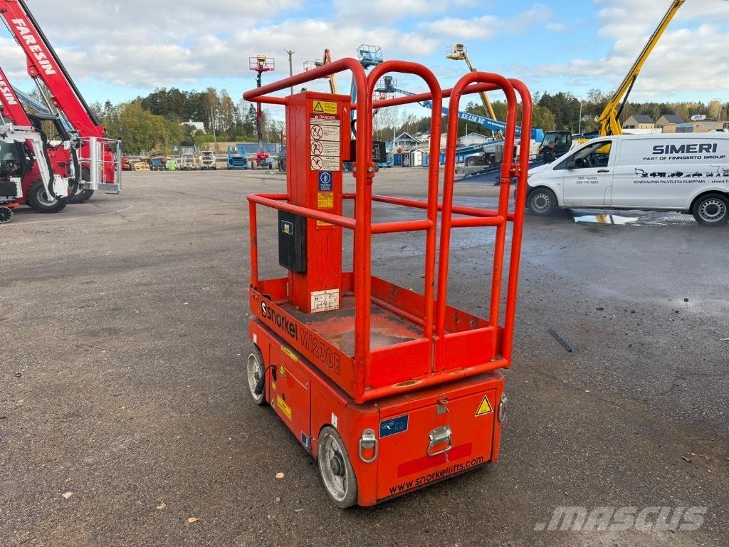 Snorkel M 1230 E Scheren-Arbeitsbühnen