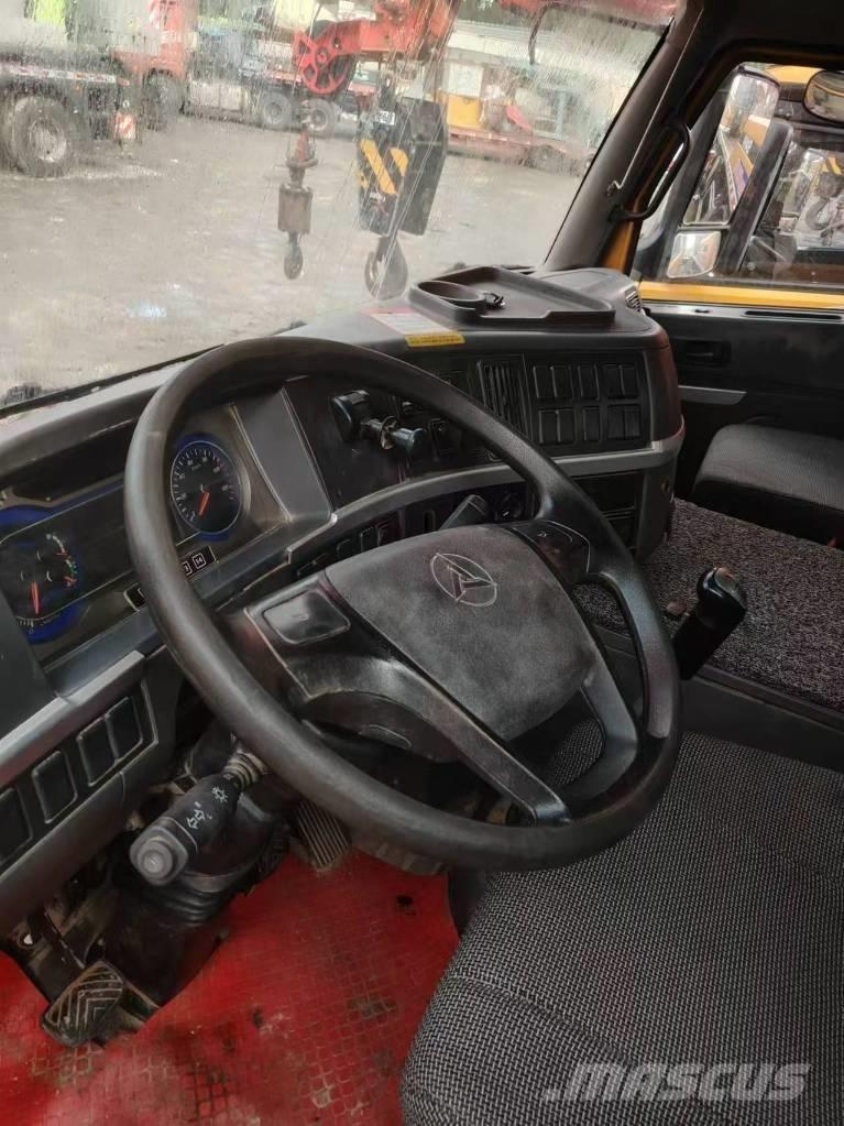 Sany STC1300C8 All-Terrain-Krane