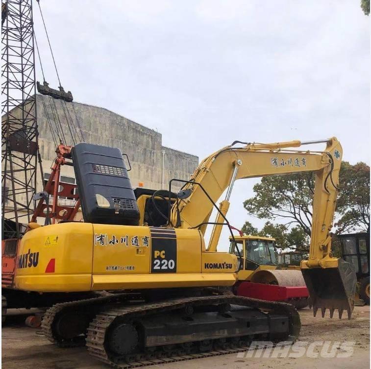 Komatsu PC 220-8 Raupenbagger
