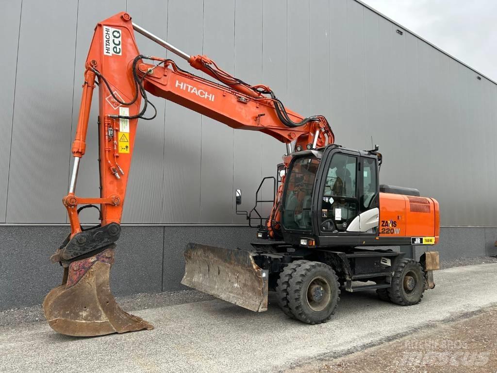 Hitachi ZX220W-5B Mobilbagger