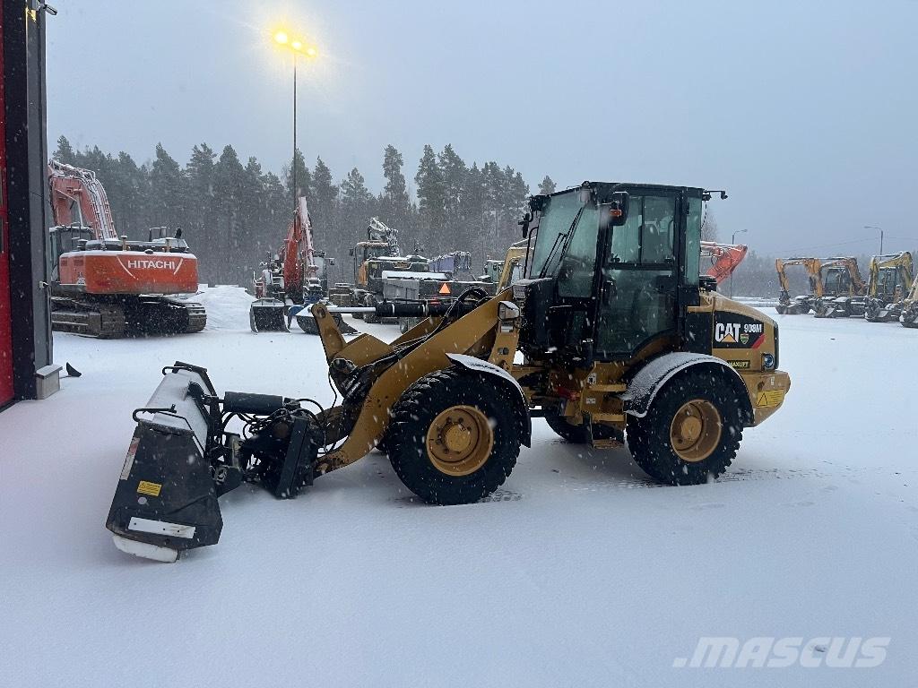 CAT 908 / Myyty, Sold Radlader