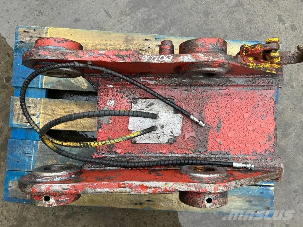 Engcon S70 - 323D Schnellwechsler