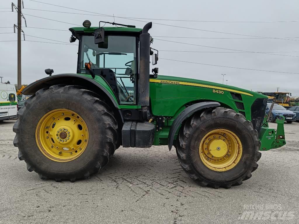 John Deere 8430 PST Traktoren