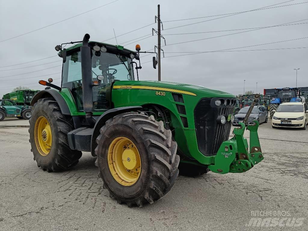 John Deere 8430 PST Traktoren