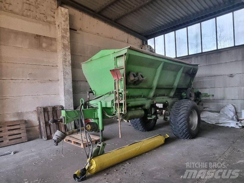  GÜSTROWER D056 Mineraldüngerstreuer