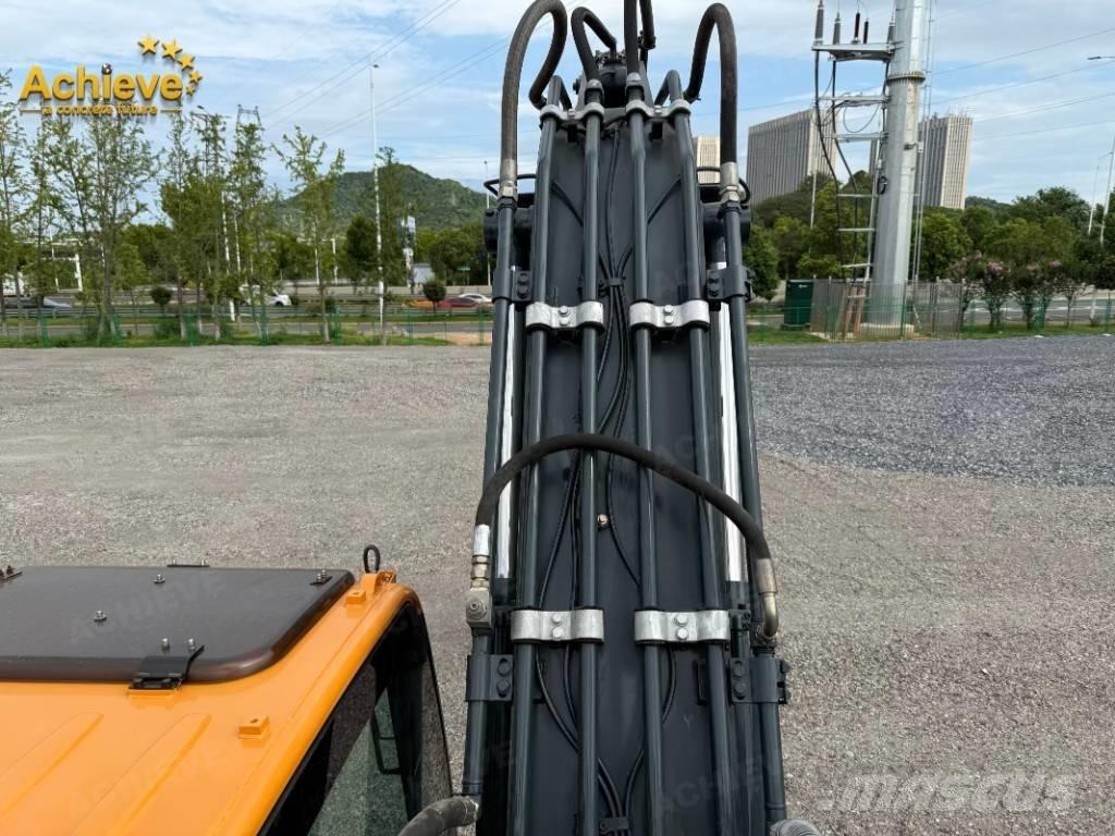 Hyundai 225LC-9S Raupenbagger
