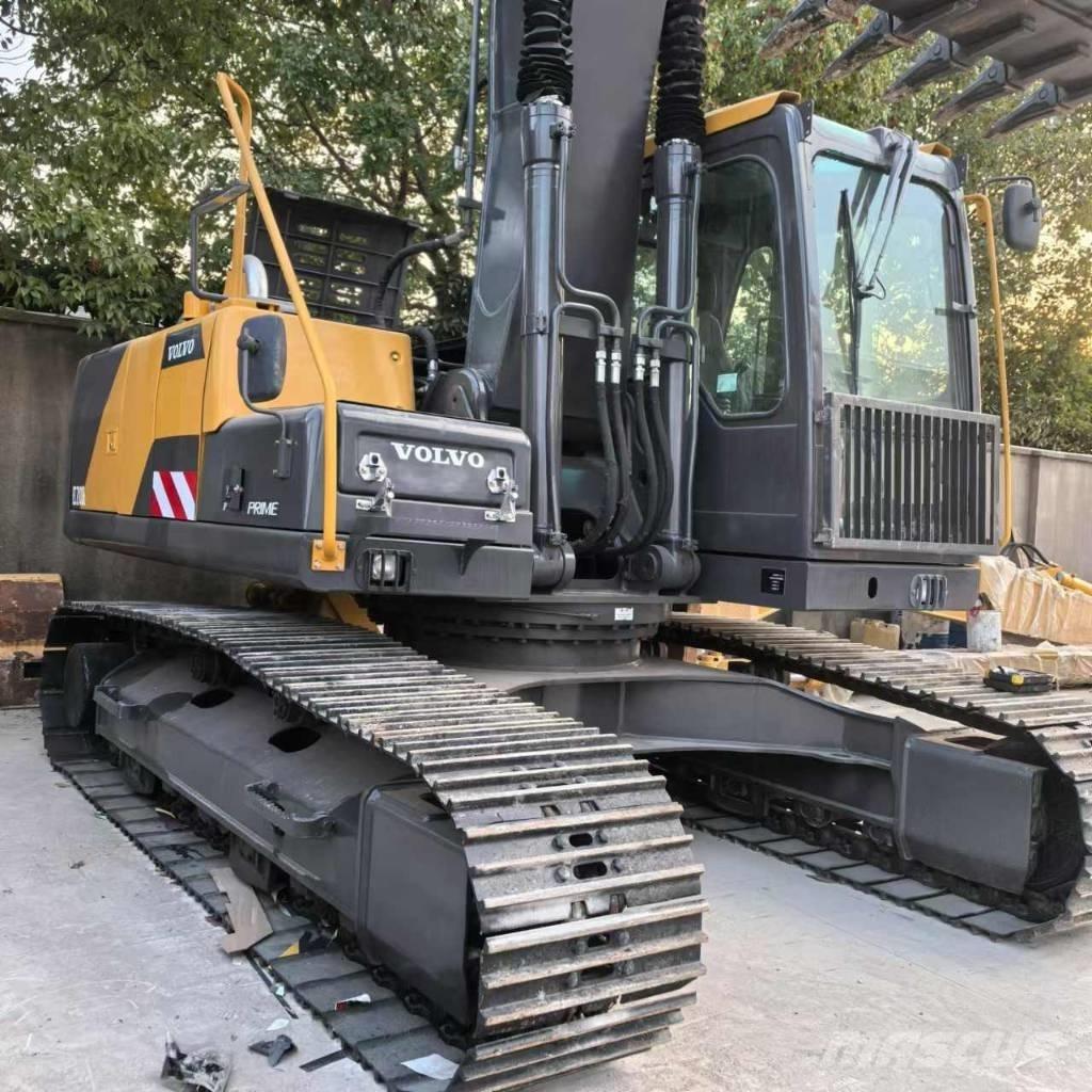 Volvo EC 210 D Midibagger  7t - 12t