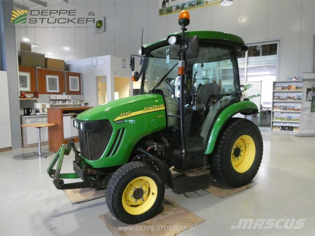 John Deere 3320 Kleintraktoren