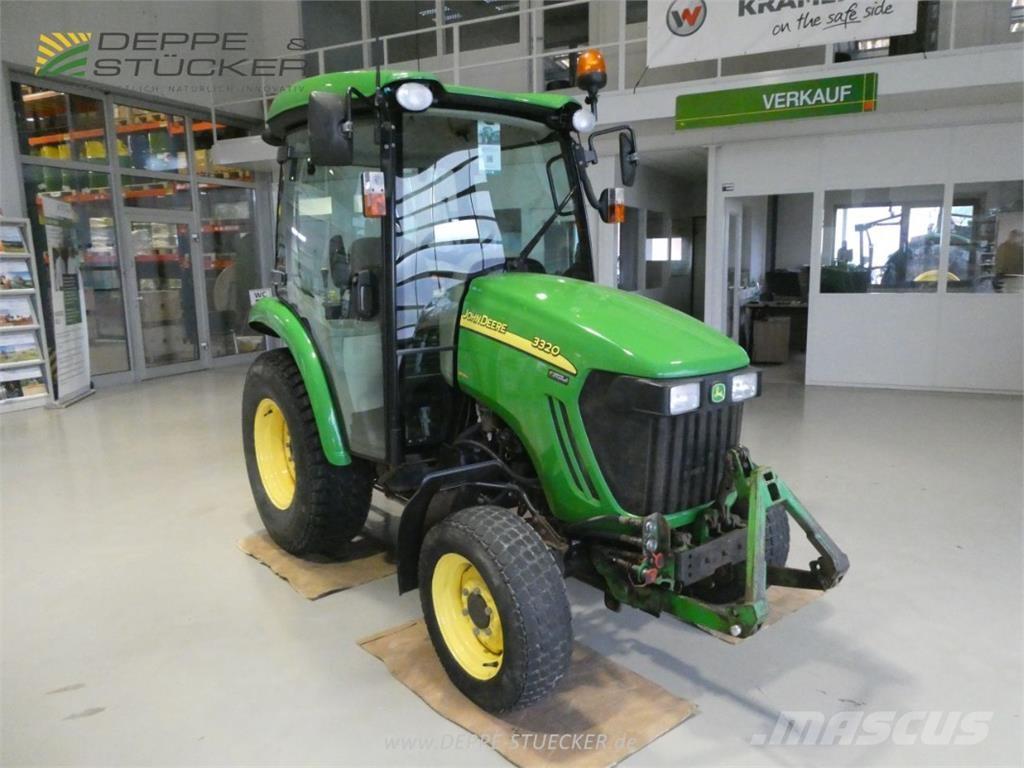 John Deere 3320 Kleintraktoren
