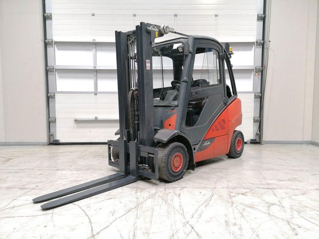 Linde H25T-02 Gasstapler