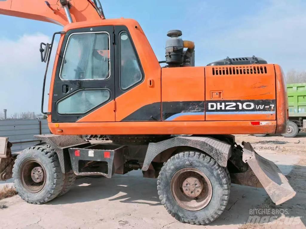 Doosan DH210W-7 Mobilbagger
