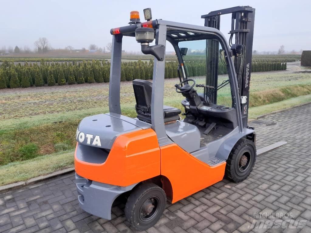 Toyota Tonero 25 Dieselstapler