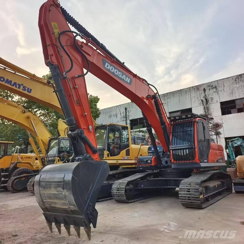 Doosan DX 300LC-9C Raupenbagger