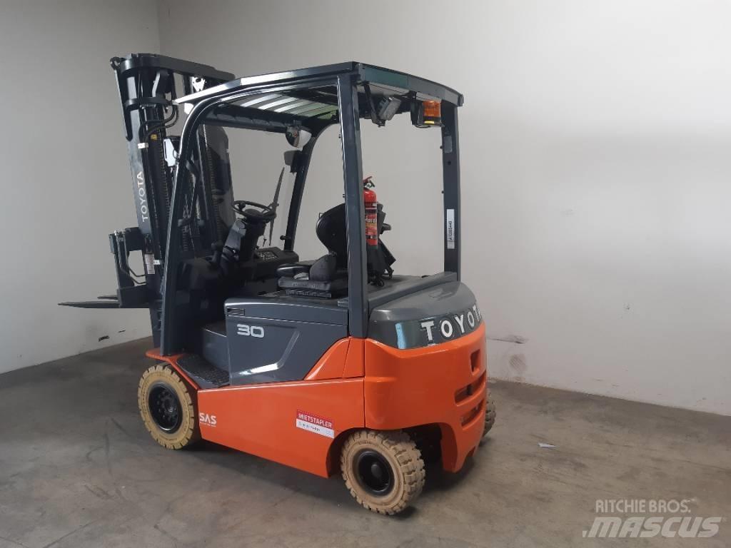 Toyota 8 FB MKT 30 Elektrostapler