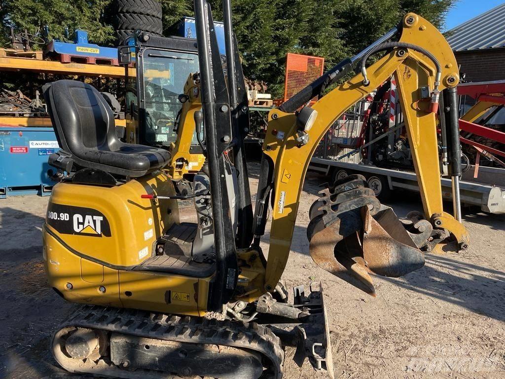 CAT 300.9 D Minibagger < 7t