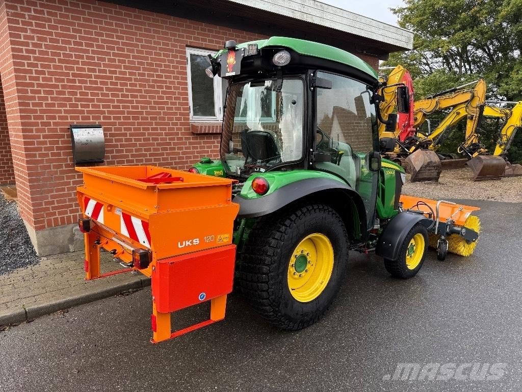 John Deere 3046 R Traktoren
