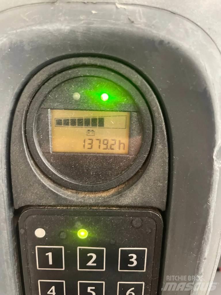 Linde T18 Niedergabelstapler