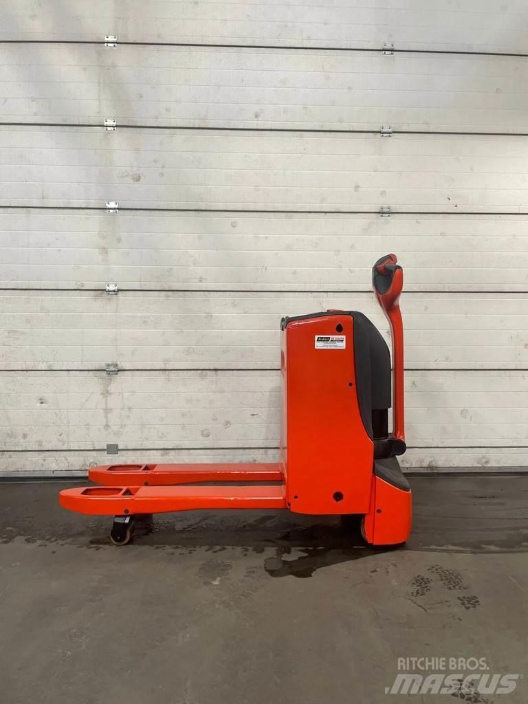 Linde T18 Niedergabelstapler