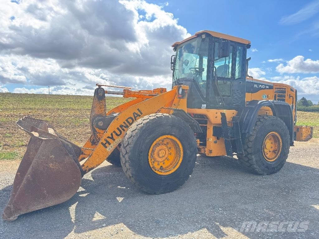Hyundai HL 740-9 A Radlader
