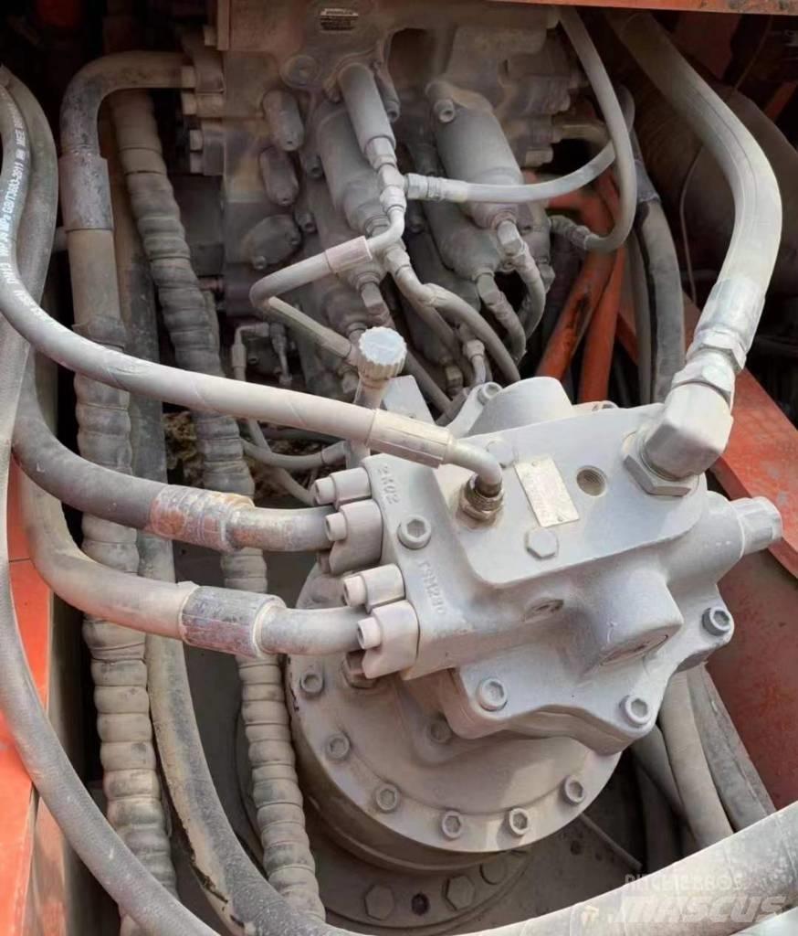 Doosan DX 380 LC-3 Raupenbagger