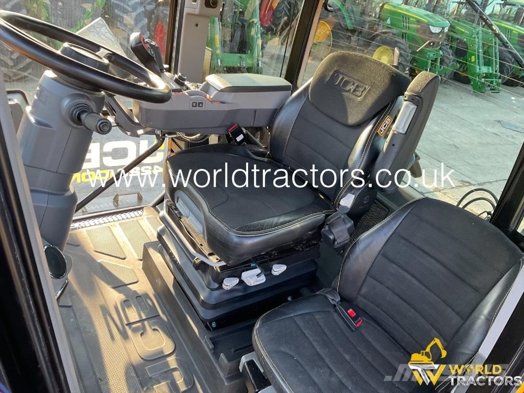 JCB Fastrac 4220 Traktoren