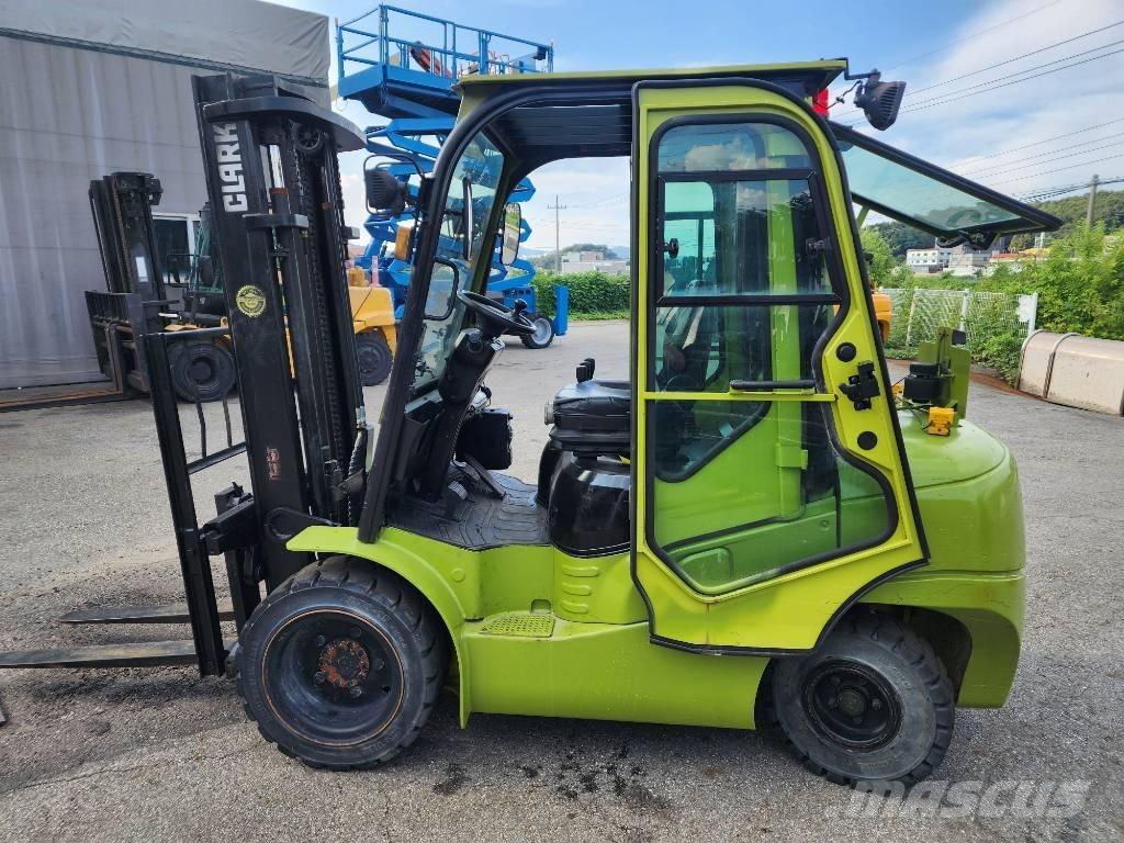 Clark gts30de Dieselstapler
